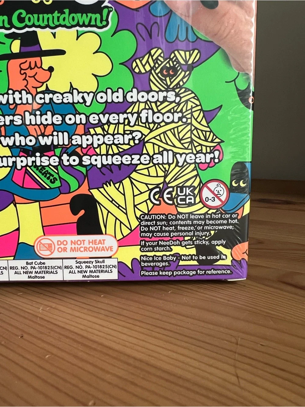 NeeDoh Funky Frights Squish-O-Ween Countdown - Neon Halloween Sensory Set